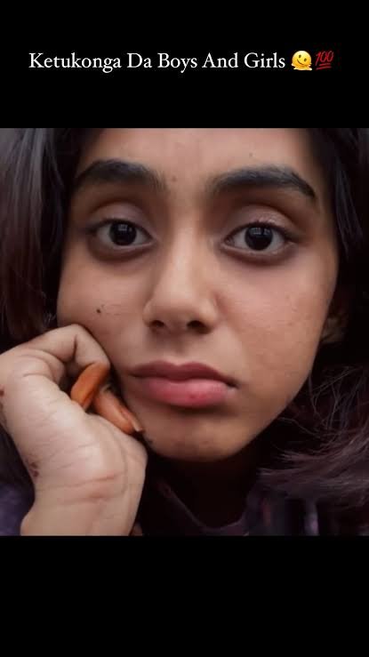 rahulhgu's tweet photo. Indha munda face um pesradhum keka keka oothum yaruku lam ipdi thoni Iruku..adhu oru thani feel https://t.co/QajN2F6Yca