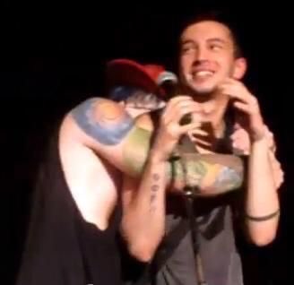 rredecoratee's tweet photo. trying to sleep, but i can’t because ben gibbard dedicated a song with the lyrics “but you said your vows and you closed the door on so many men who would’ve loved you more” to tyler and josh https://t.co/Xc3eu3jZLU
