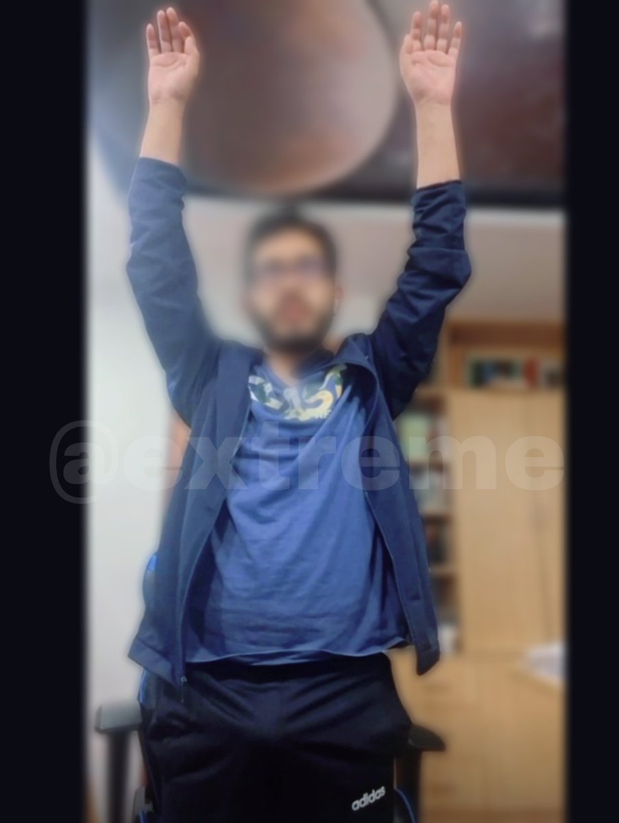 extremetist's tweet photo. Otro buen chico... Completamente en blanco y vacío.
¿Quieres ser el próximo? Hay puestos ABIERTOS. https://t.co/2qINn73fiH