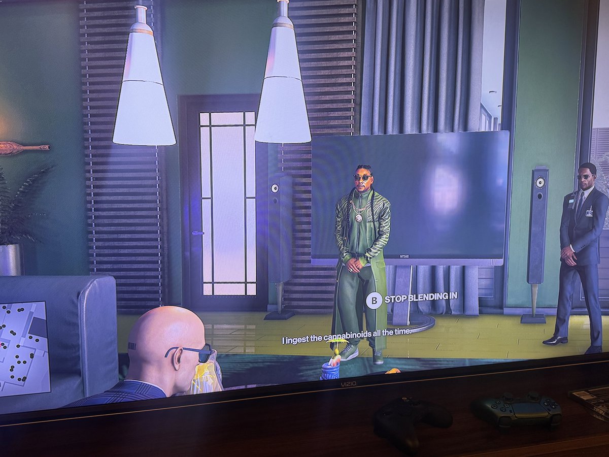 MikeBaggz's tweet photo. They got  my guy @SnoopDogg  in #Hitman  😂 #Legendary https://t.co/h1j4TwKDOU