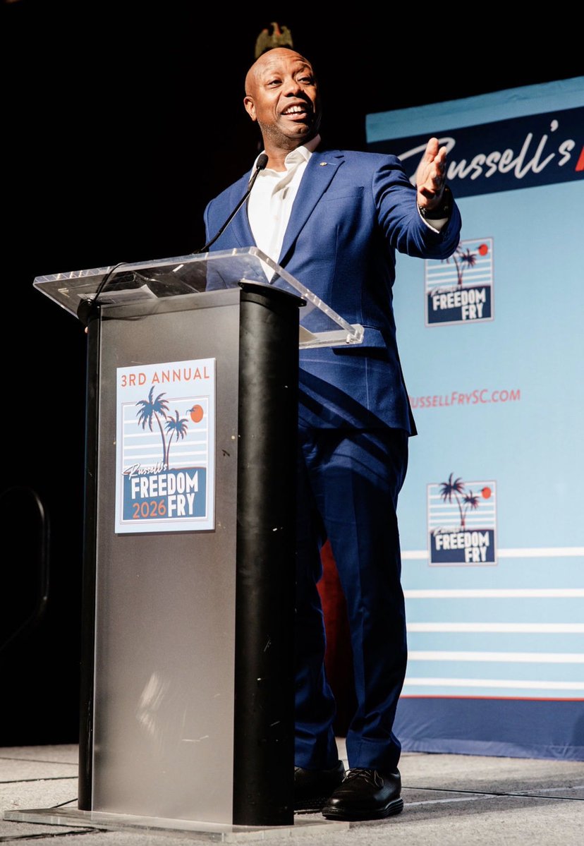 RussellFrySC's tweet photo. @Votejimjordan @DrewMcKissick @CodyForSC @mburkhold @MarkHammondSC @ellenfored @VoteStumbo @WesClimer @VoteSheriBiggs @TeamJoeWilson @MikeForSC @AGAlanWilson @DarlineGrahamSC @tedcruz Our NRSC chairman. Our senior senator. Thank you @votetimscott! 🇺🇸 🍟 https://t.co/Byb0K0uYyS