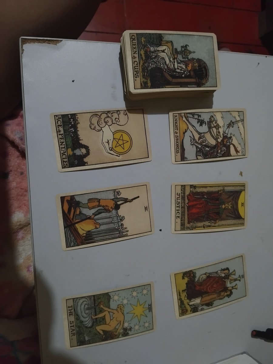 lollettii's tweet photo. Como eu vou fazer um vídeo mostrando meu trabalho seu eu tenho vergonha 😭😭😭 https://t.co/YhXwmjxn2b