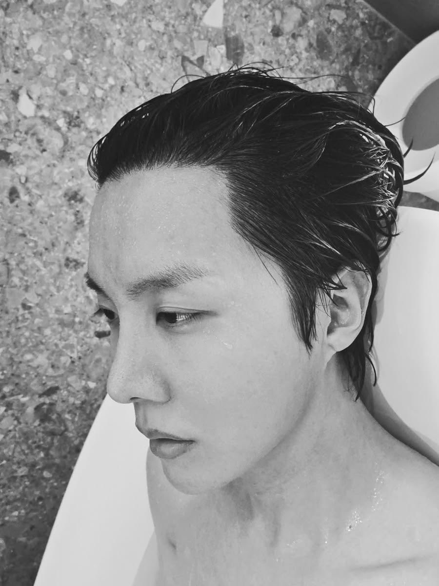 icedhoseok tweet picture
