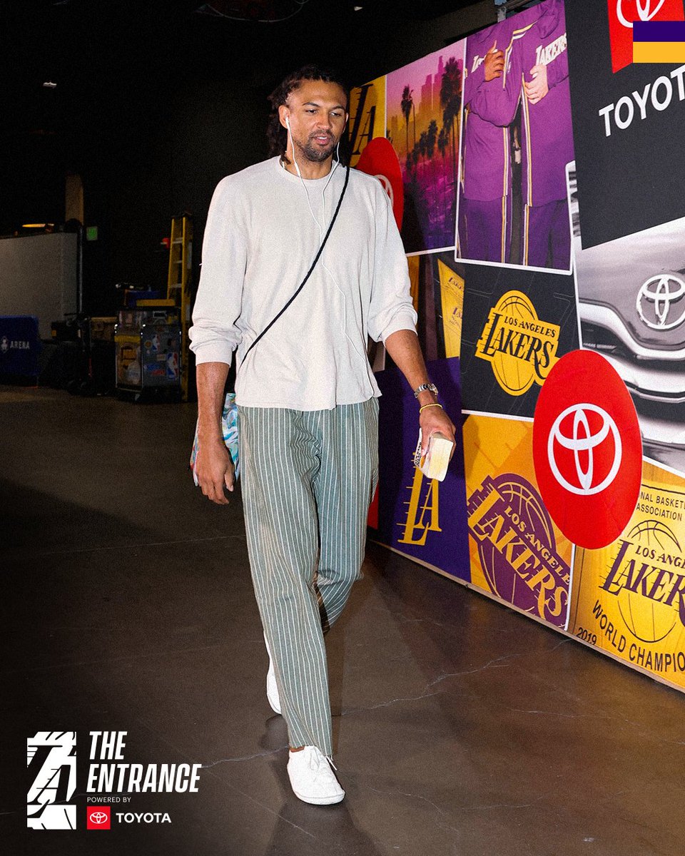 Lakers's tweet photo. Home fits 🏠

@ToyotaSoCal x #LakeShow https://t.co/gCHsnZ3laE