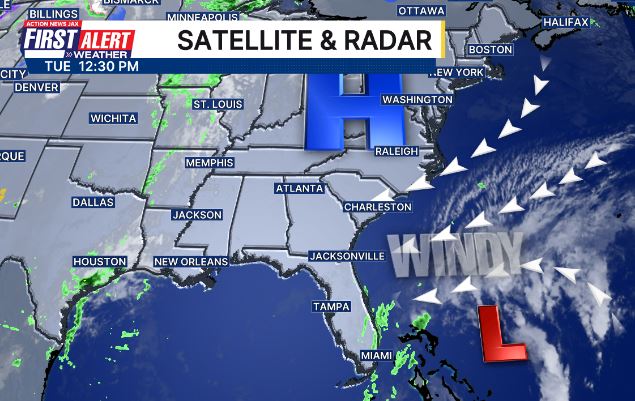 MikeFirstAlert's tweet photo. #firstalertwx the prolonged (going on 2 weeks) onshore winds will continue to help produce flooding at times of high tide in combination w/ the annual king tides. Beach erosion continues as surf only very slowly decreases @ActionNewsJax @WOKVNews https://t.co/jLke19cHFj