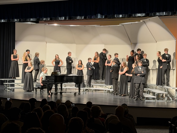 Halstead_AD's tweet photo. Fall Choral Concert https://t.co/xfYm7ccM4g