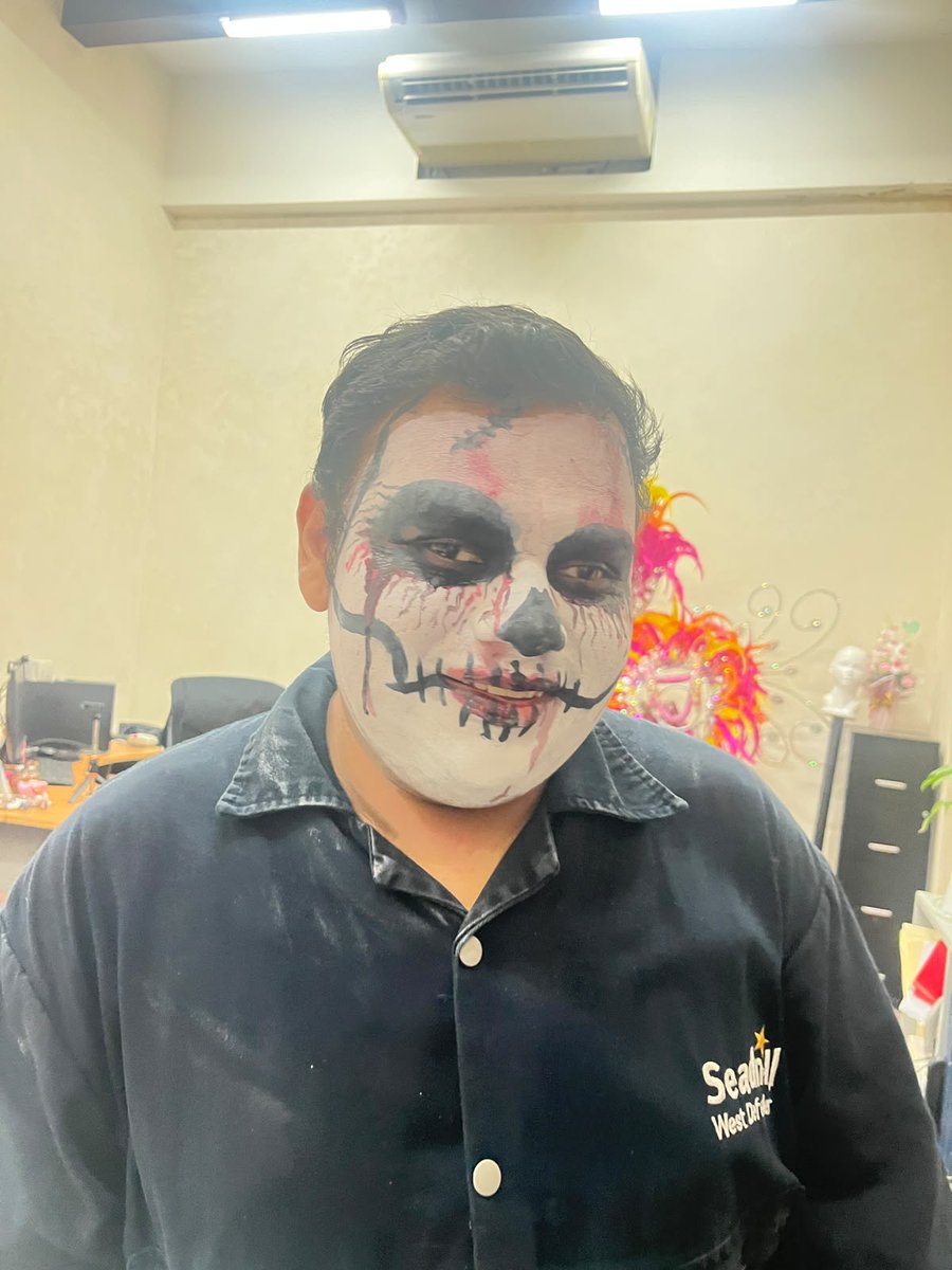 UNACAR's tweet photo. #FotosUNACAR
📸 Durante los días 23 y 24 de octubre se llevó a cabo la sexta edición de la #NocheDeÁnimas organizada por el Guanal Museo Universitario de Ciencias y Artes durante el primer fin de semanada del 35 Festival #OtoñoCultural Universitario.🐬 https://t.co/DgZdCVu87R