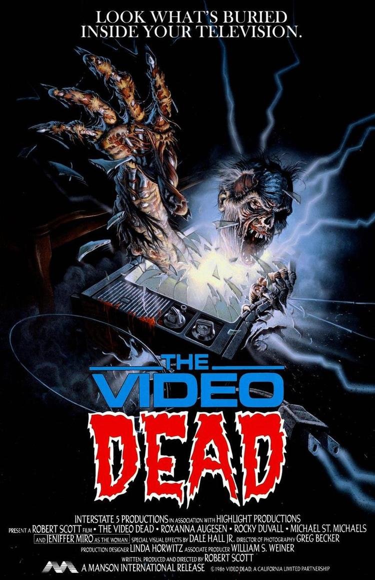 16mmInferno's tweet photo. OCTOBER HORROR FEST 💀 🎃 31 recommendations, one film pick each day (beyond your most common Halloween watchlists) 💀 OLD &amp; NEW!

DAY 28: "The Video Dead" (1987)

#Halloween #Horror #16mmInferno https://t.co/Cvn1SzLEnA