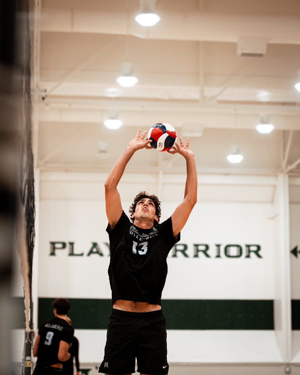 HawaiiMensVB's tweet photo. Who's ready for #WarriorBall27?

See you tomorrow at The Stan. 7:00pm. Free admission.

#GoBows https://t.co/r1sdjfOV6G