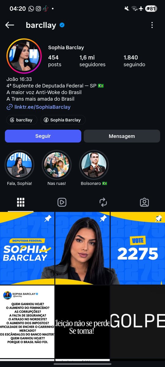 leticiagoldfarb's tweet photo. @LipeMarinho ESSE VIADO DE CABELO GRANDE QUE DIZ QUE COMEU O FLAVIO BOLSONARO E QUE SE INTITULA "TRANS DE DIREITA" TAMBÉM ESTA FAZENDO A MESMA COISA. 
🚨🚨 VAMOS DERRUBAR A CONTA DESSA GALERA UAI 🚨🚨 https://t.co/MXrf1bTbuN