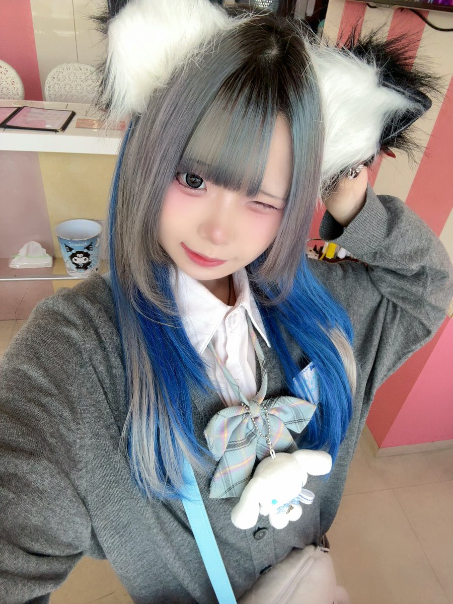 aspiration_kmg's tweet photo. います！
投票しに来てほしいな🥺︎
今日は珍しくおろしてオオカミぽくしてみたよ🐺
 #アス学  #いいね返し  #自撮り界隈  #コンカフェ広島 https://t.co/hhWKsLFyW3