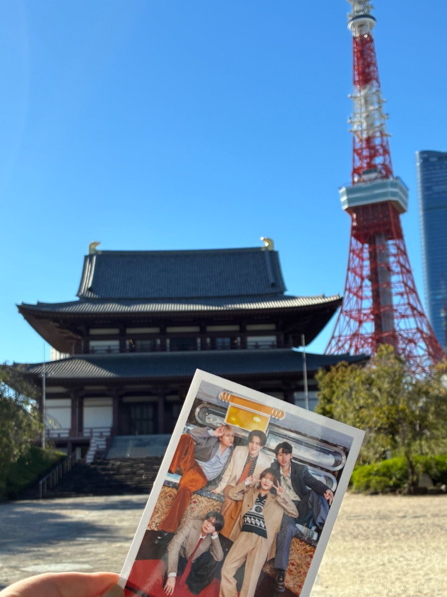kd_ga_suki's tweet photo. 増上寺行ってきた！人生初の絵馬も書いてきた〜！･:*+.\(( °ω° ))/.:+

いいお天気でよかった♡ https://t.co/mgi3JjRp8d