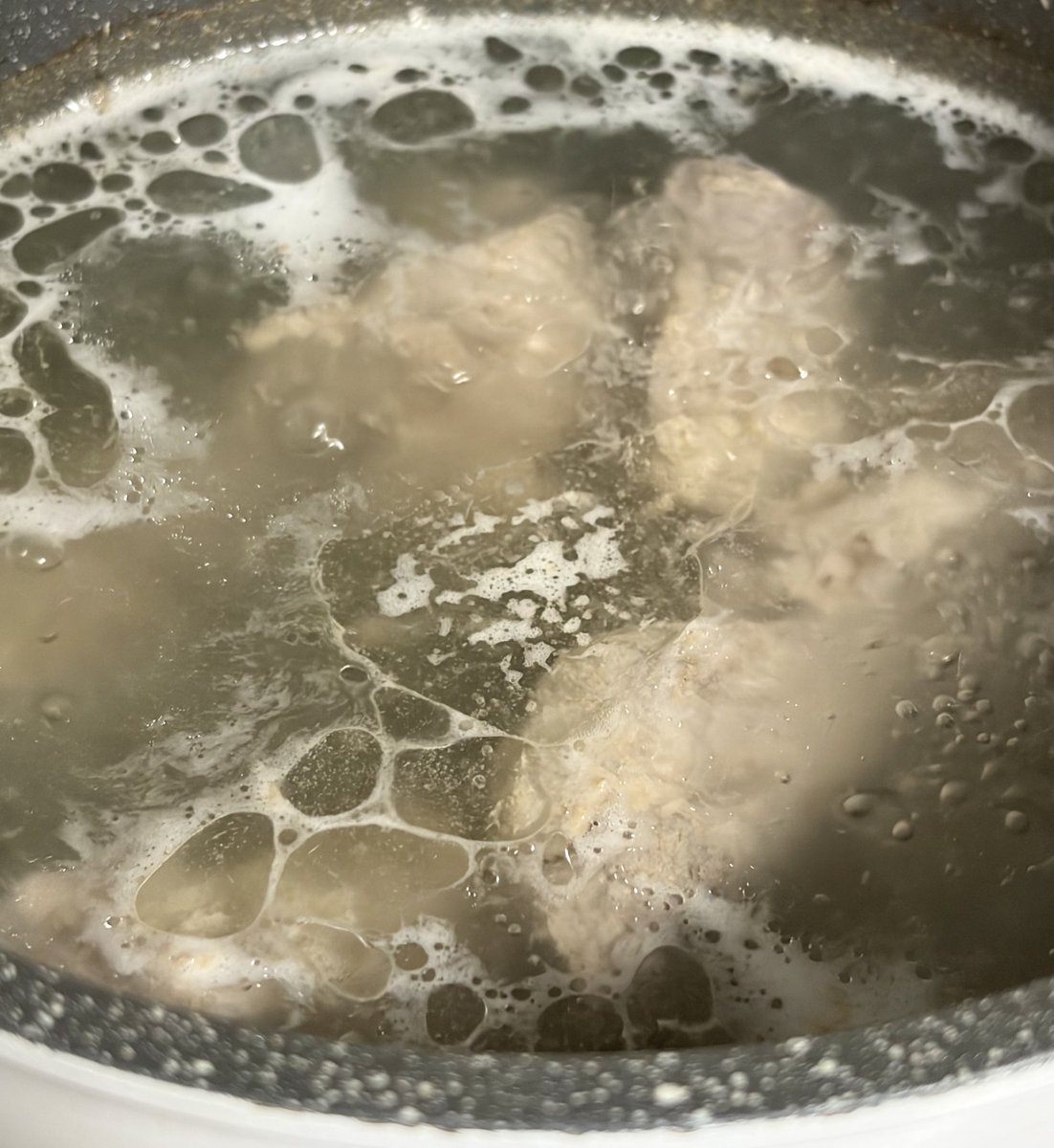 roroco2lee's tweet photo. じゃぐじ〜🍲 https://t.co/mSrKjE1QiV