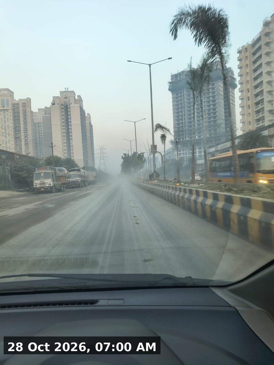 vishal_mathur's tweet photo. @Sec150_NoidaRes @CeoNoida @dcptrafficnoida @noidapolice @CeoNoida @CAQM_Official @noida_authority plz see the condition of sector 150 noida. The amount of dust and pollution is alarming. Time and again all concerned officials r informed to take corrective action, but no-one is bothered. Poor residents r suffering https://t.co/pBS5wZLKEB