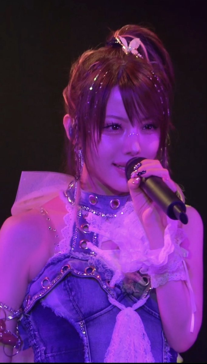 ganbareina11's tweet photo. れーな100%！ライブから
ワクテカTake a chance 💿♪

#モーニング娘 
#TikTok 

https://t.co/ggXCJxUtGc https://t.co/0DuO7aPyhA