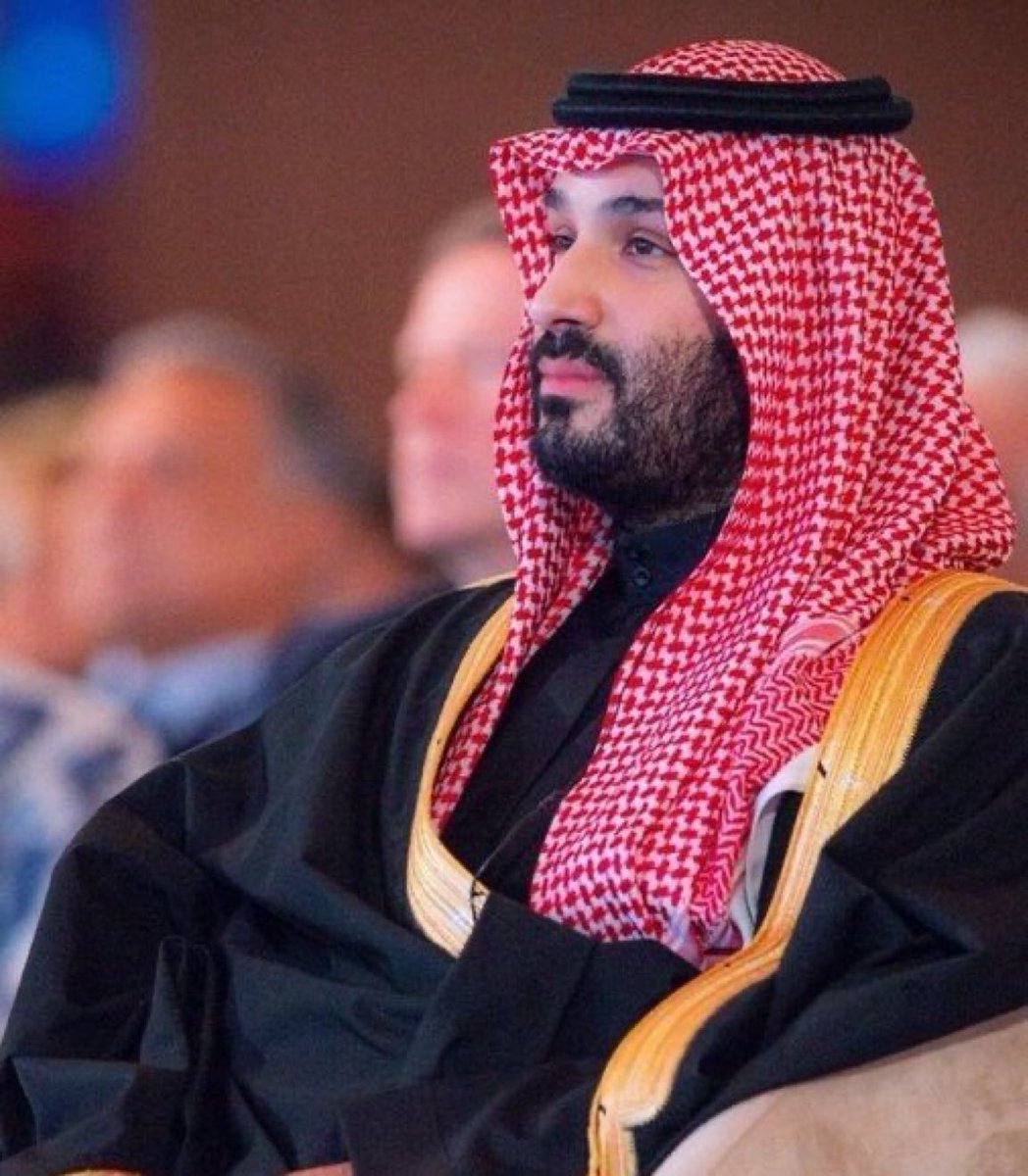 SariVIP2's tweet photo. اوصف زعيم الشرق الأوسط الامير محمد بن سلمان الي قاعد يجنبنا كخليجيين حروب ودمار بكلمة ؟ https://t.co/yJKTGulH0Z