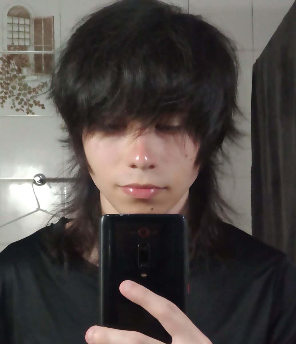 MxSkuld's tweet photo. Cortei meu cabelo eu mesmo e curti como ficou https://t.co/cxsLvCDacR