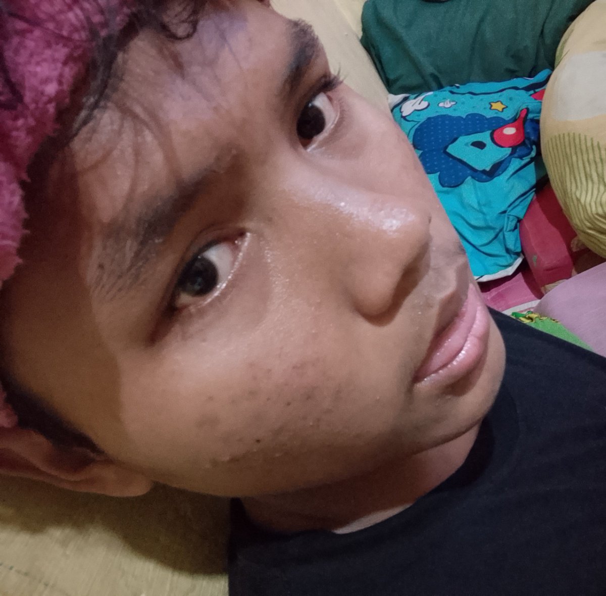 dwedekimup's tweet photo. Before di gempur tugas https://t.co/jbjbdvjHbP