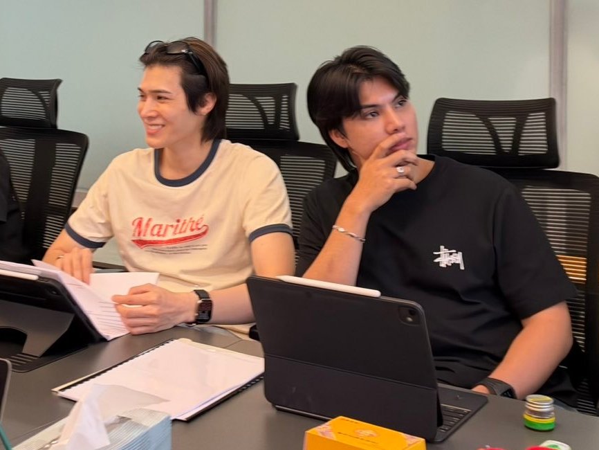 lovecutieppeat's tweet photo. Baby is so handsome without makeup 🥰 So excited for their 4th series 🥹

#Peatwasu https://t.co/0Di9Fkv0mI