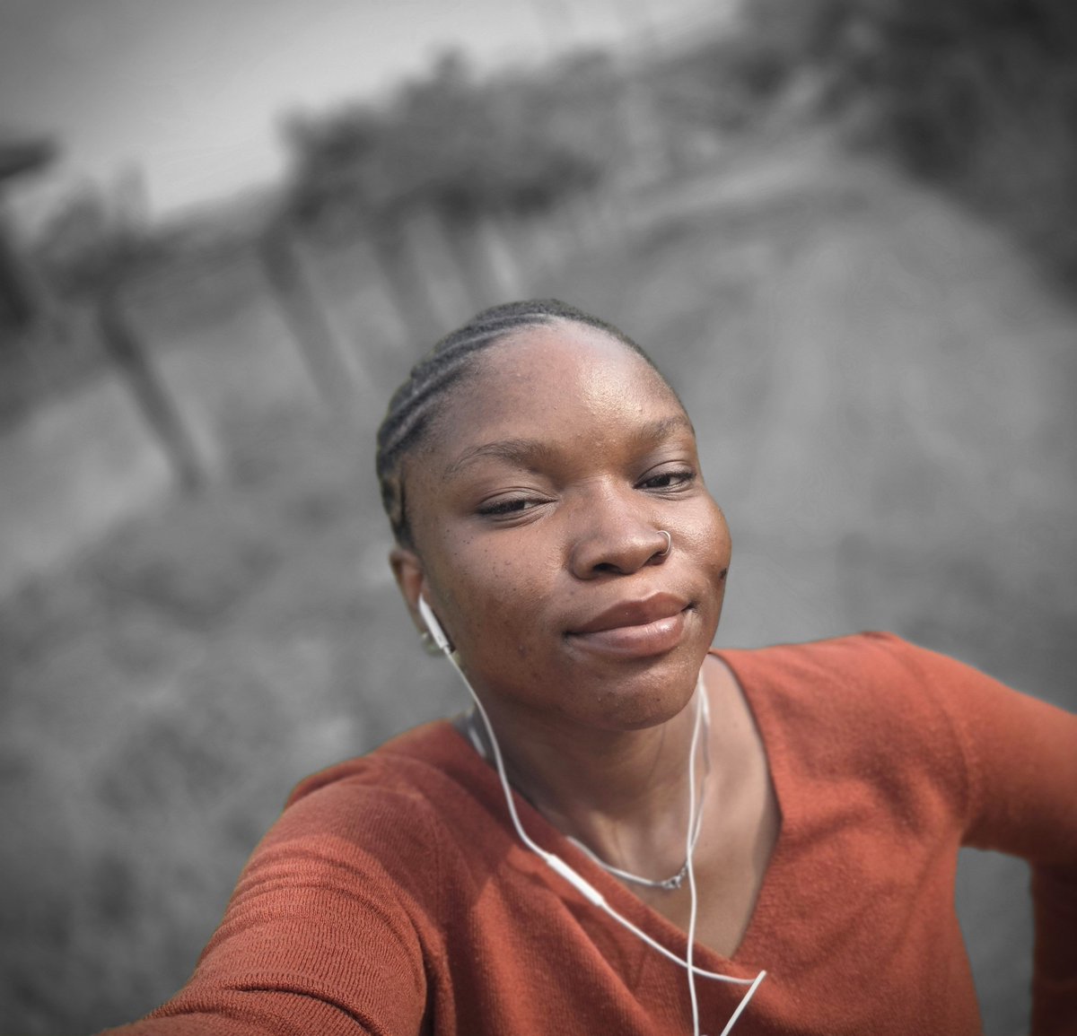 PJ_Aribo's tweet photo. Good Morning, Leaders of Tomorrow 🤎🤍🤎

Relief yourself of the fear and keep pushing, never stop believing. 

Happy Wednesday 🤎🤍🤎 https://t.co/E8sms7n1QW
