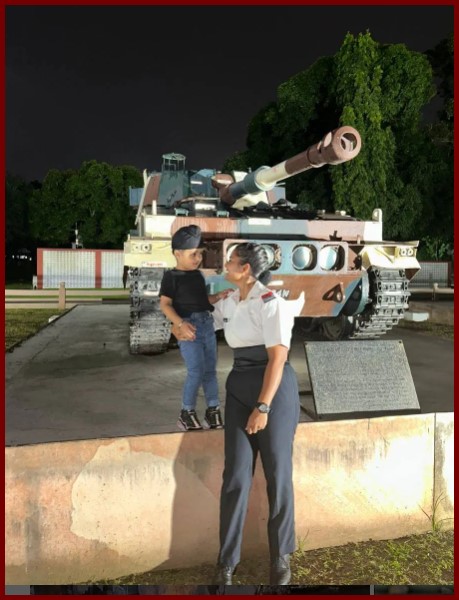 MajorSaurabhSh1's tweet photo. Anhadbir Singh has reached OFFICER TRAINING ACADEMY at Chennai to see his mother
LADY CADET HARVEEN KAUR getting commissioned into #IndianArmy.
His father
MAJOR KPS KAHLON
129 SATA
has immortalized while serving the nation in 2019.
#FreedomisnotFree few pay #CostofWar. https://t.co/NWt8fIJN9G