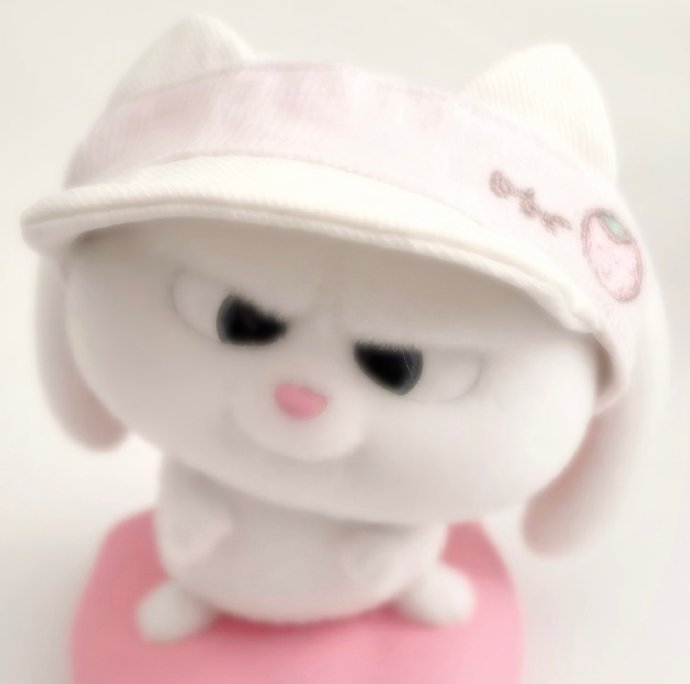 milky20211023's tweet photo. 今日は感謝ウサギ（かんしゃうさぎ）グッズを見つけた！小さくて可愛いので、おすすめだよ https://t.co/rRt2RUOV8O