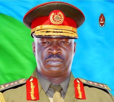 Round_Sky_'s tweet photo. June 23, 2022. Military radio calls got a Signal from Elweru. "Imara" to signal high readiness. The order was issued due to erroneous internal intelligence while key leaders were out of the country, Pres. Museveni quickly returned and summoned top military chiefs to a meeting https://t.co/Y5uv9b8pMV