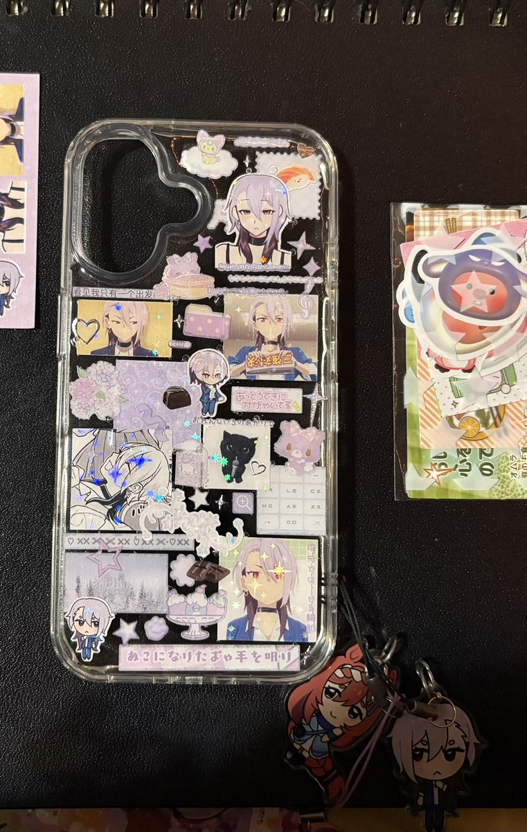 fuminolovemail's tweet photo. girl whose whole personality is liking a character too much: hey guys look at my phone https://t.co/6nGR0RZM3a
