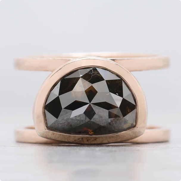 FDJewels's tweet photo. Half Moon Black Color Diamond Ring 4.10 Ct 8.15 MM Half Moon Diamond Ring 14K Solid Rose Gold Silver Engagement Ring Gift For Her QL9053

ETSY: https://t.co/X6HkBThLQq

#HalfMoonBlackDiamond #HalfMoonDiamondRing #BlackDiamondRing #BlackDiamondJewelry #RoseGoldRing #14KSolidGold https://t.co/APoKJeYWwC