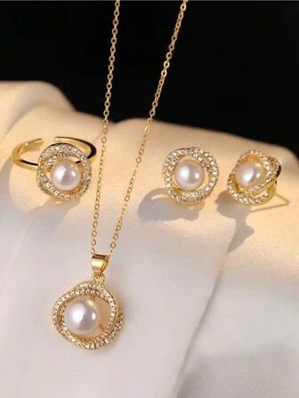 EleganceXstyles's tweet photo. Timeless style is all in the details. Pairing rich autumnal tones with delicate pearls for a look that feels instantly polished. 🍂✨ https://t.co/qieUBvtjDV