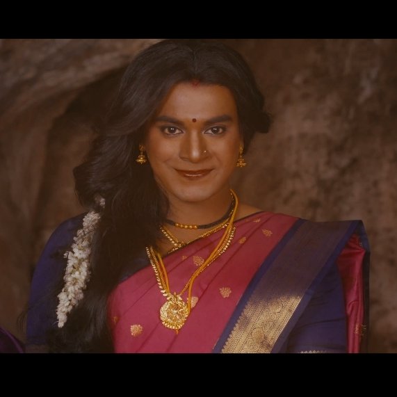 bbbluess06's tweet photo. Rishi's skin tone in Modha Rathri  &amp; Sananth's skin tone as Dorothy  
🤌🏾🤤🤎 https://t.co/XvxhRLpnKs