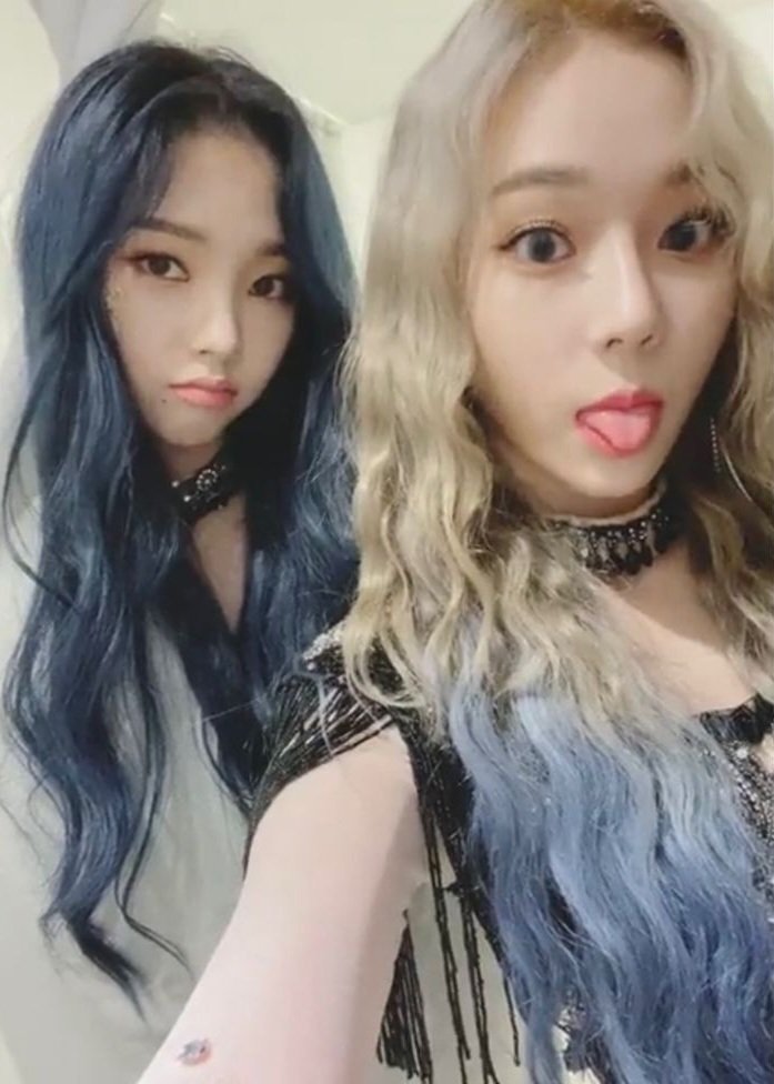 Rdontbeblu's tweet photo. #kpop머리색해방운동 https://t.co/fasz65B1oW