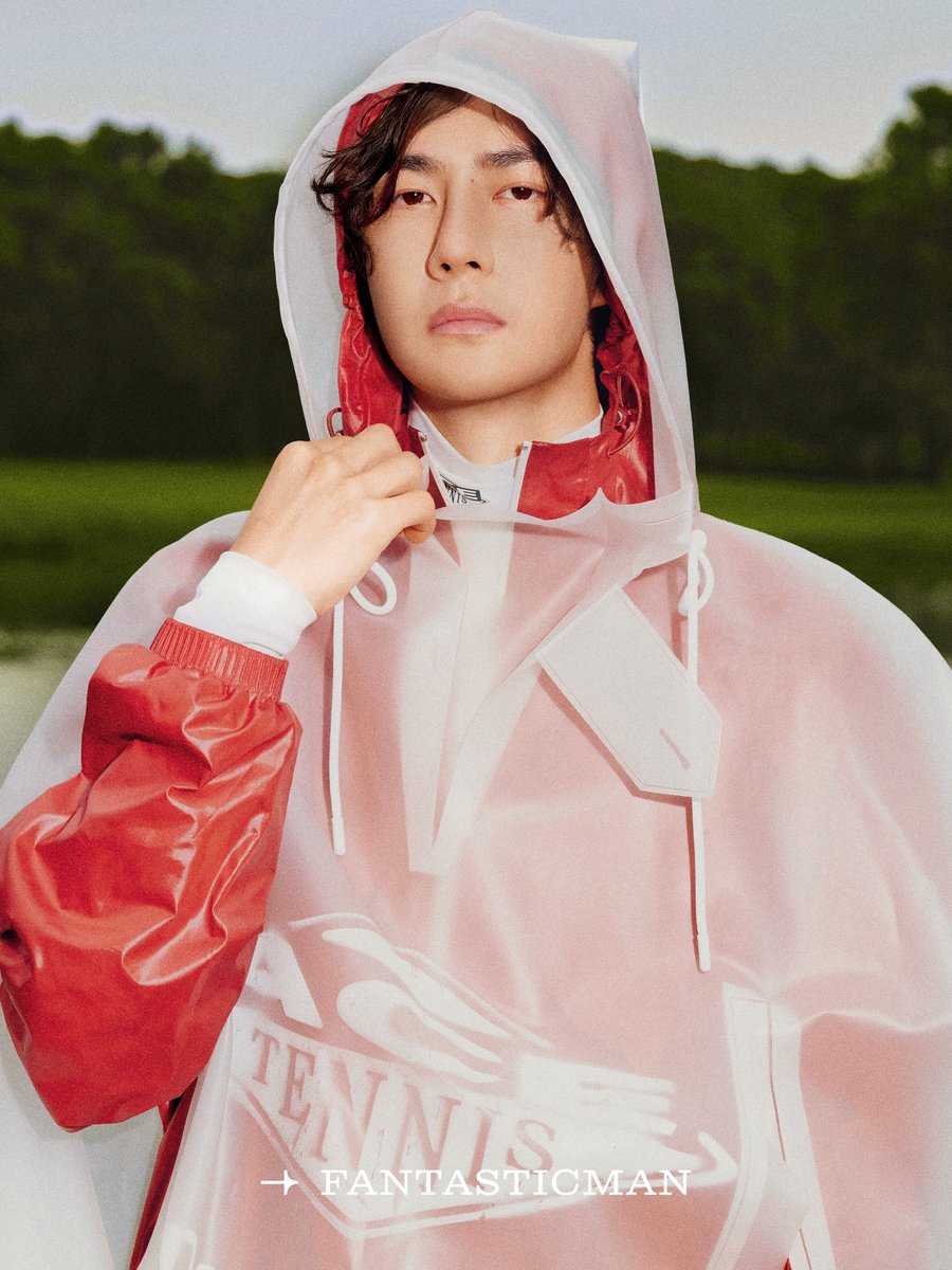 fallinginyibo85's tweet photo. เสื้อกันฝน ไม่ได้กันออร่าความหล้ออ่ะเนอะ

YIBO FANTASTIC MAN OTY
#WANGYIBOTheFantasticsIssue https://t.co/So8Abr7yEQ