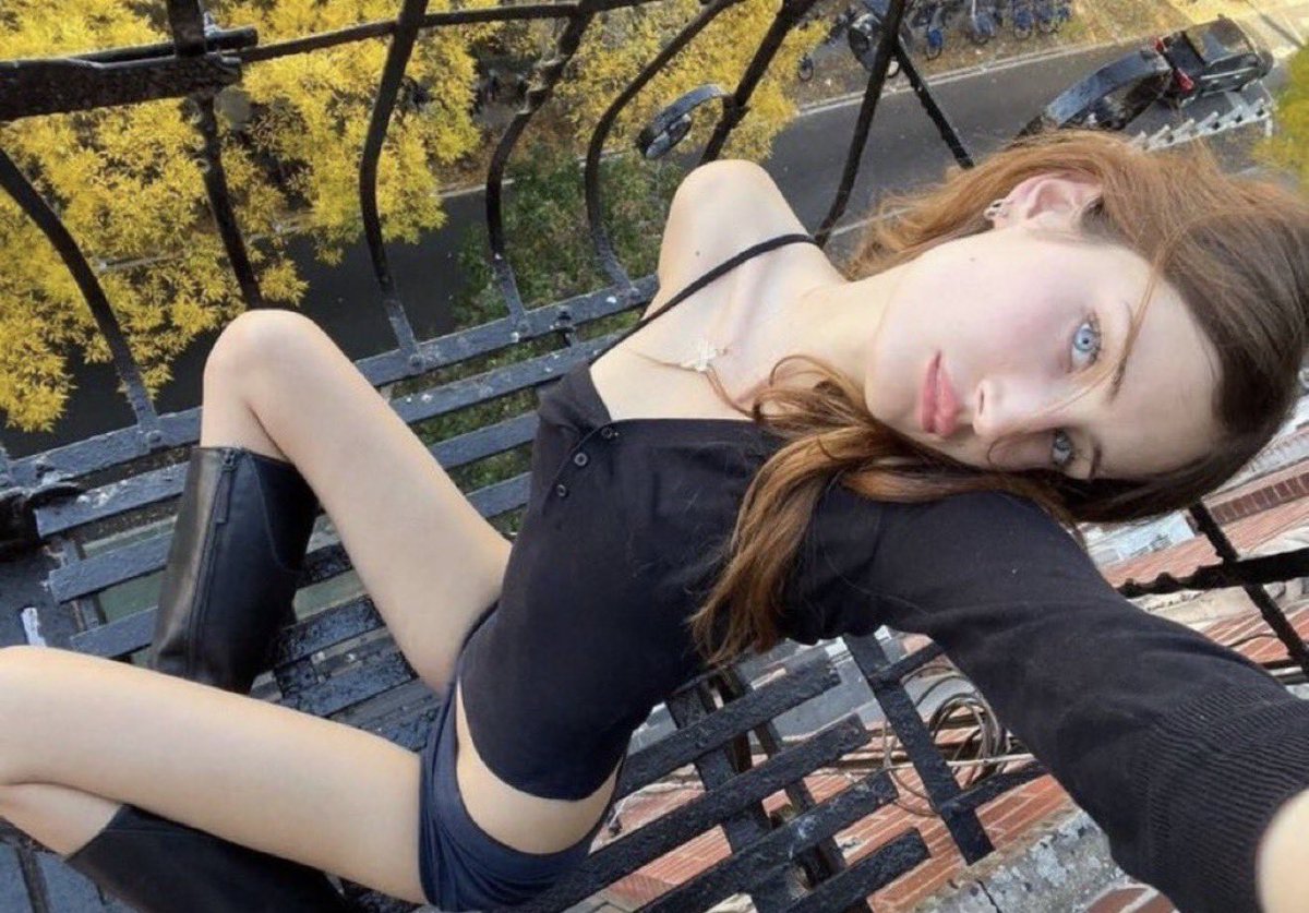 moemariewi's tweet photo. daily thinspo🫧

𓏲 ๋࣭  ࣪ ˖ i wish omfg
#edrtwt https://t.co/837nkcdkzU