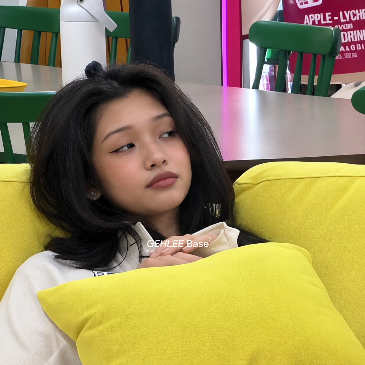 gehlee_base's tweet photo. The prettiest girl in every room, as always, she's the moment, she's the standard, she's #GEHLEE . 💋✨

Another screenshot I took from yesterday’s PBB episode. 💗✨

#PBBGehlee
#PBBCollab3pointO https://t.co/PRL3hUz79e