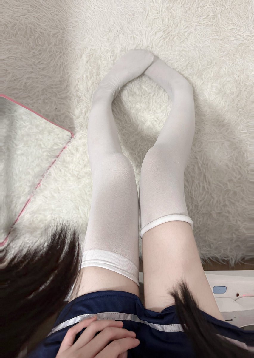 Zyta18's tweet photo. 哥哥是独生子吗 怎么没见过你弟弟 #墨尔本 #反差 #丝袜 #腿控 https://t.co/s9EBNI28T8
