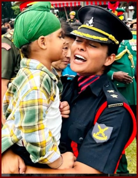 MajorSaurabhSh1's tweet photo. It was year 2022. LIEUTENANT HARVEEN KAUR got missioned into ORDNANCE CORPS of #IndianArmy. She lost her husband
MAJOR KPS KAHLON
129 SATA
while serving the nation in 2019.
#FreedomisnotFree few pay #CostofWar. https://t.co/DUIYFU6c1Q
