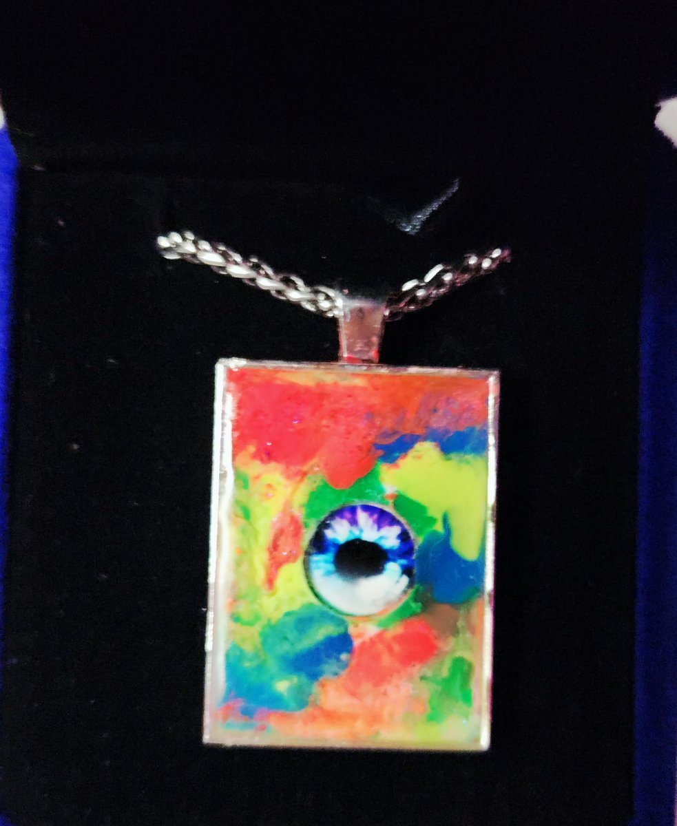 AmericaReal3's tweet photo. Told you I'd nail it...  👊😎

Abstract "eye" resin pendant   🔥🔥🔥🔥🔥🔥

Resin Art