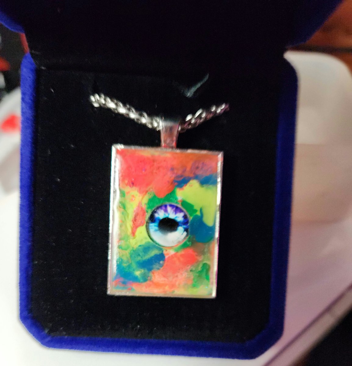 AmericaReal3's tweet photo. Told you I'd nail it...  👊😎

Abstract "eye" resin pendant   🔥🔥🔥🔥🔥🔥

Resin Art