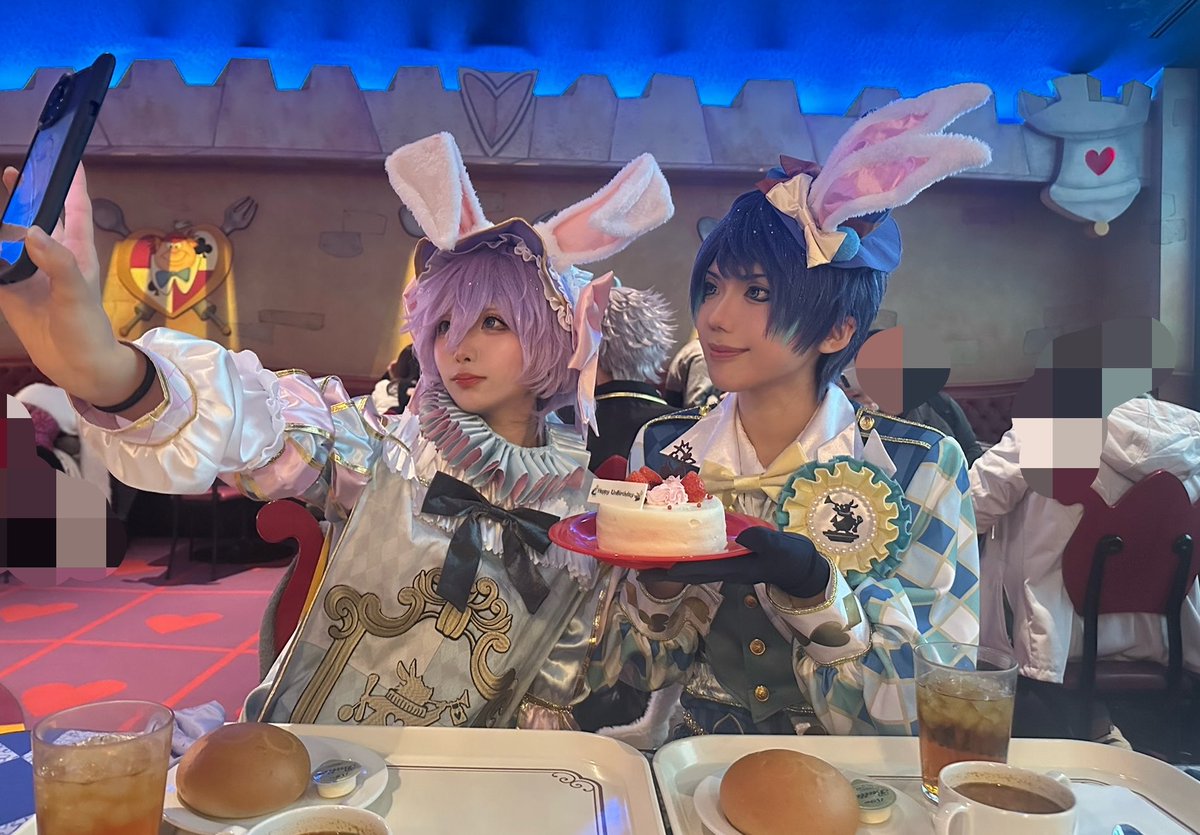 Mv1Ud's tweet photo. ばんけでごはん〜アリスといっしょ！💗 https://t.co/FWARbv05tW