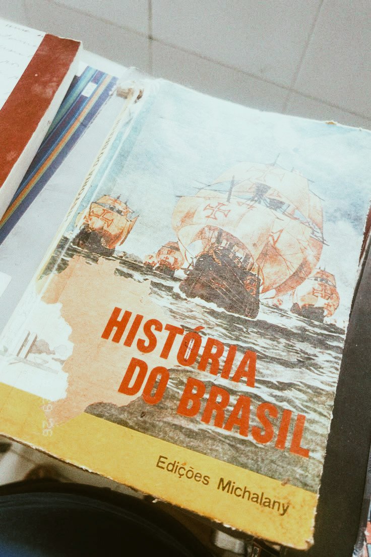 ortaviikk's tweet photo. "ele deve estar dormindo"
literalmente eu: preparando aula https://t.co/vaSeyIzsXW