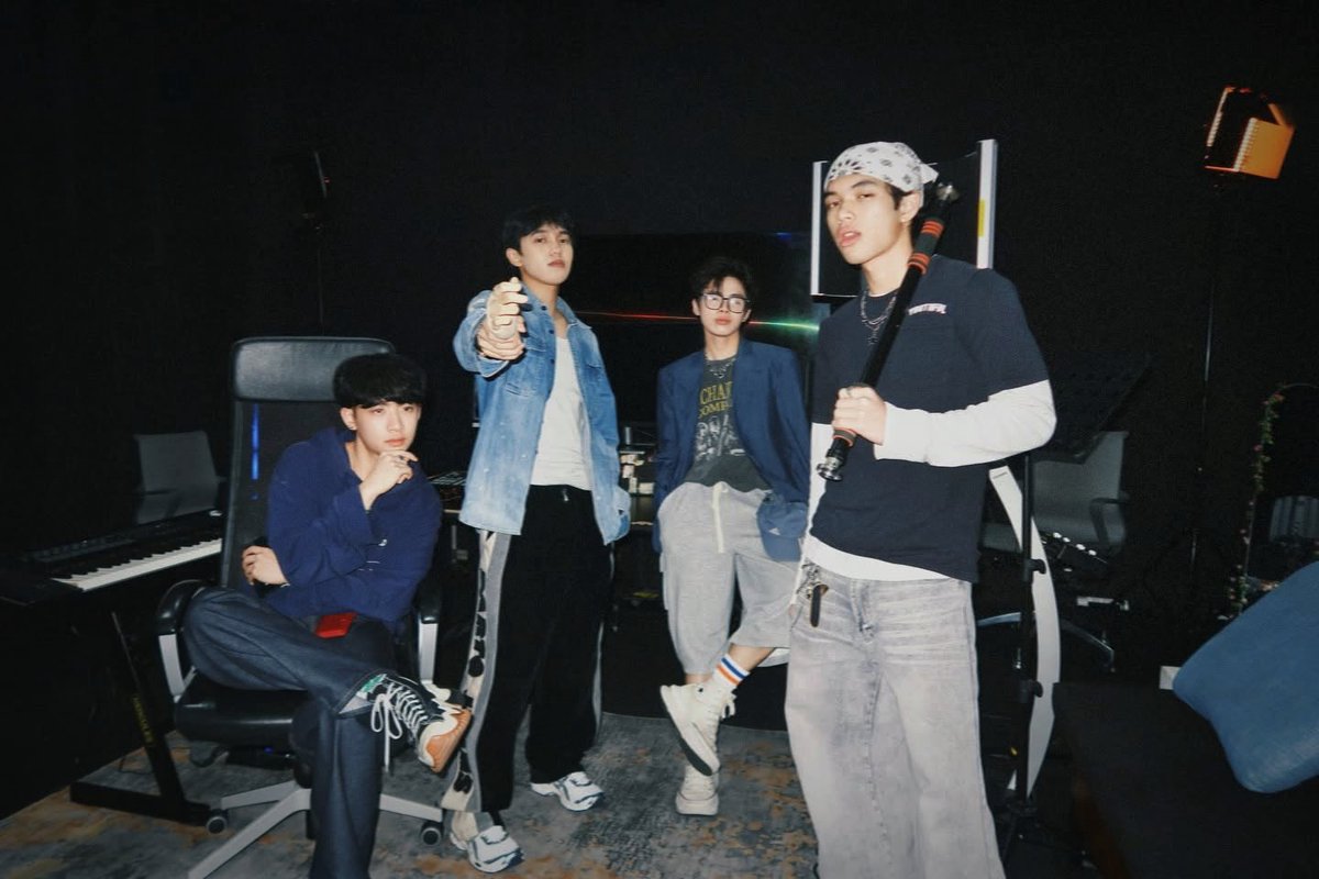 urseenerie's tweet photo. #SEEN predebut https://t.co/gvNybZjoG6