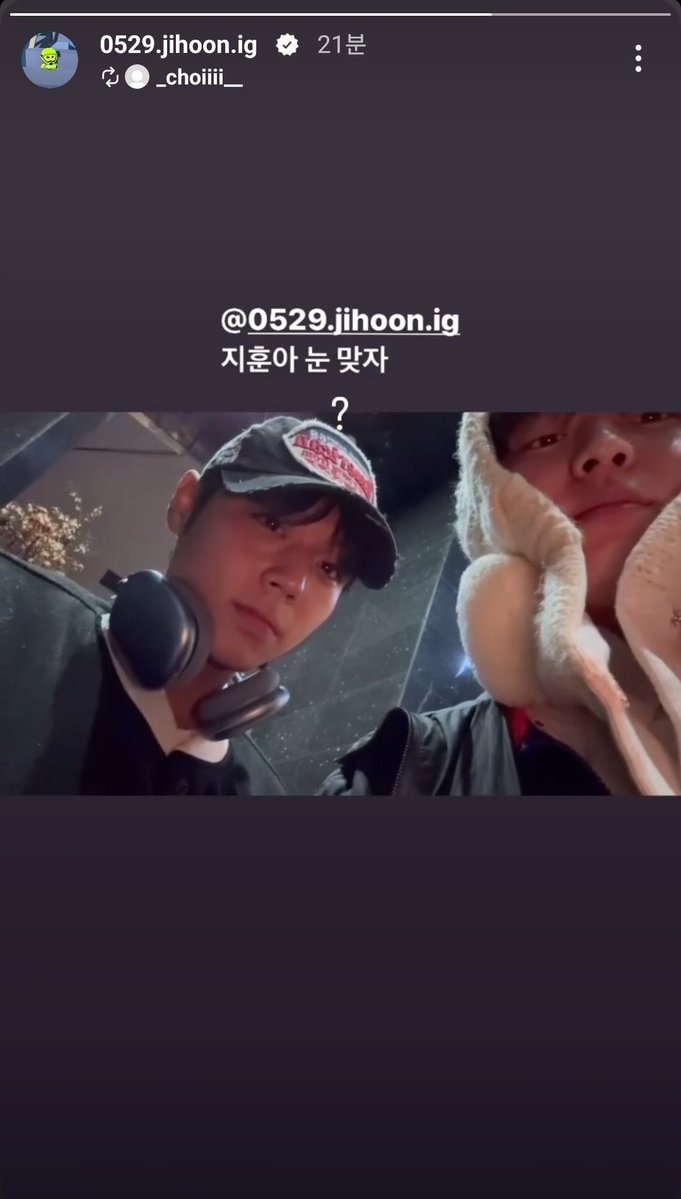 aweakheromyat's tweet photo. 저 이후 발생한 현윙 https://t.co/BIT9Y7R4pQ