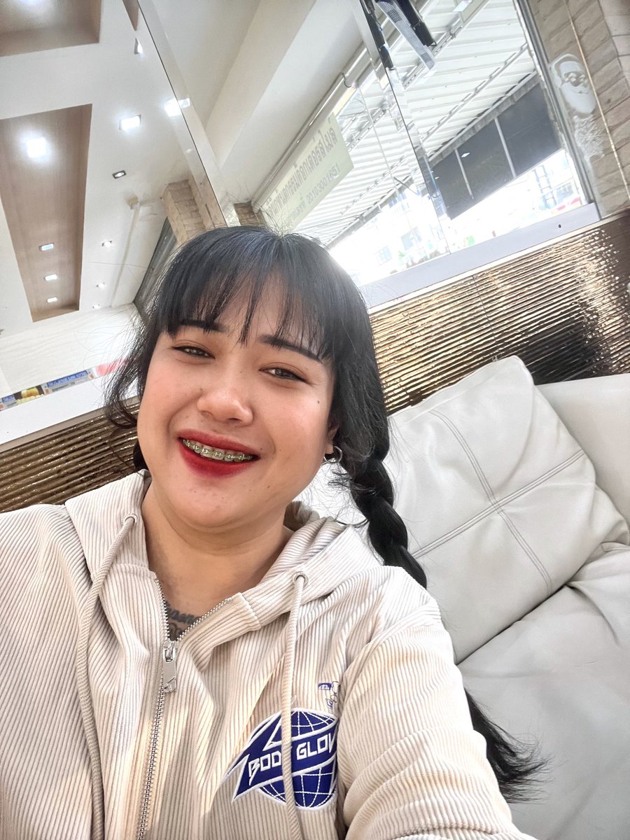 Namtbu's tweet photo. จำอะไรได้บ้างไหม  เกี่ยวกับฉันคนเก่า🙃🙂
#พัทยา https://t.co/PwkLvU82ru
