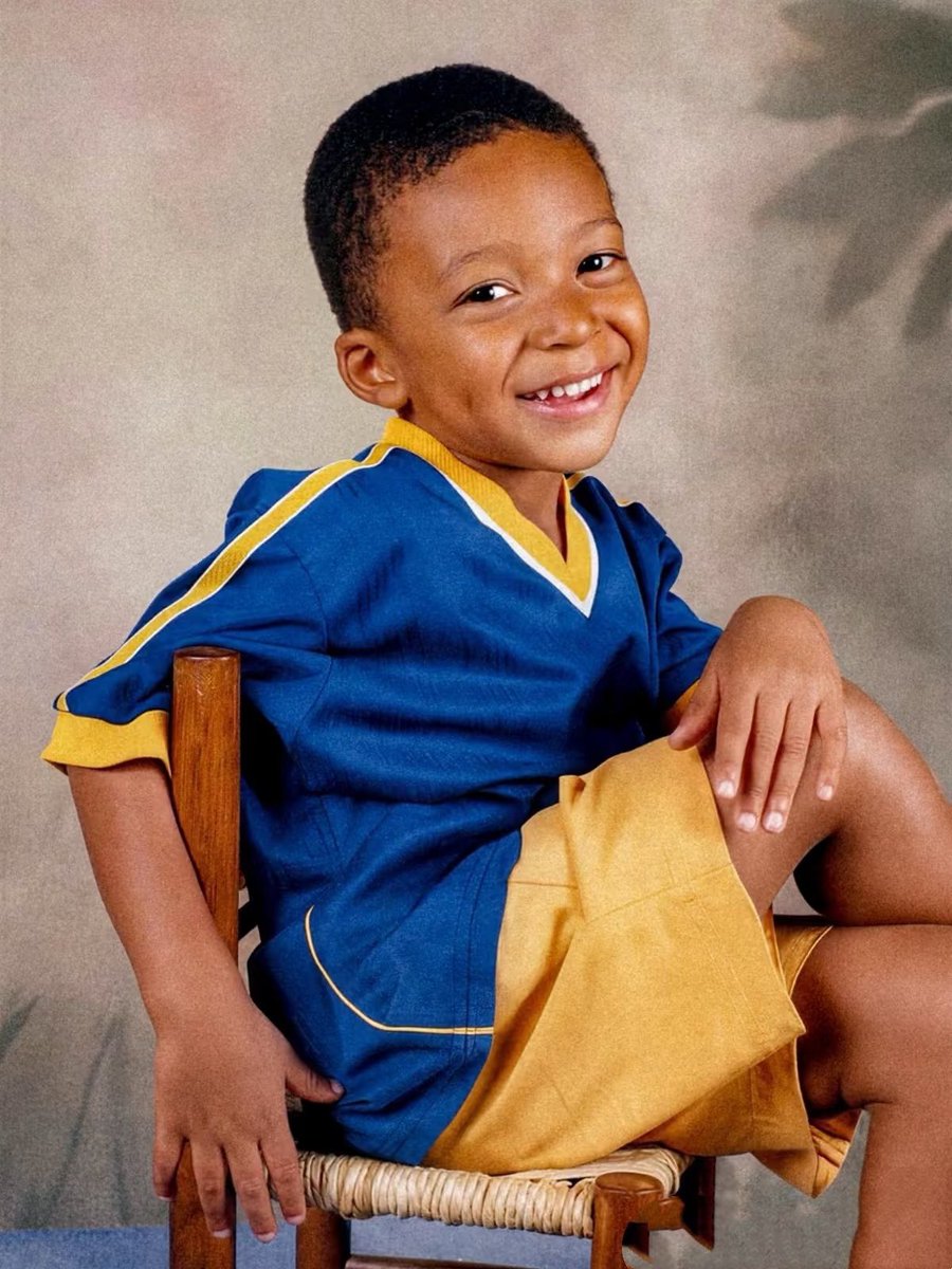 wangdefa_5's tweet photo. I love his childhood photos! https://t.co/4fUwKcfBw7