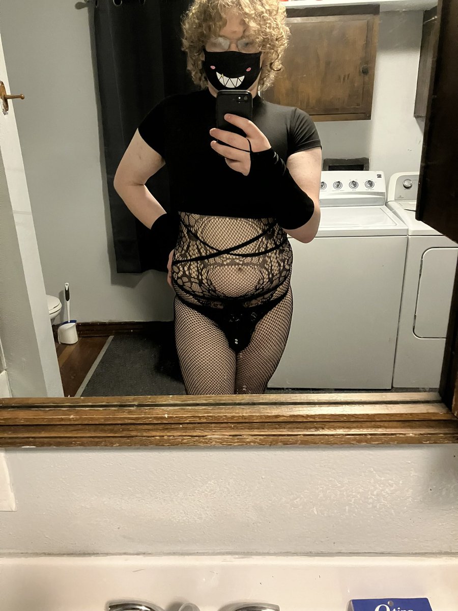 WhoopsyDitzy's tweet photo. New to #nsfwtwt! 

-He/She (genderfluid, AMAB)
-Bisexual, mostly I like girly vibes but I’m flexible! I love cock.
-Sub, but again, flexible. 
-Pathetic degenerate mutt. I’m into praise and soft degradation. I’m masochistic, but not sure how much. 

DMs open! Don’t need to ask. https://t.co/Uv4QZoHFVE
