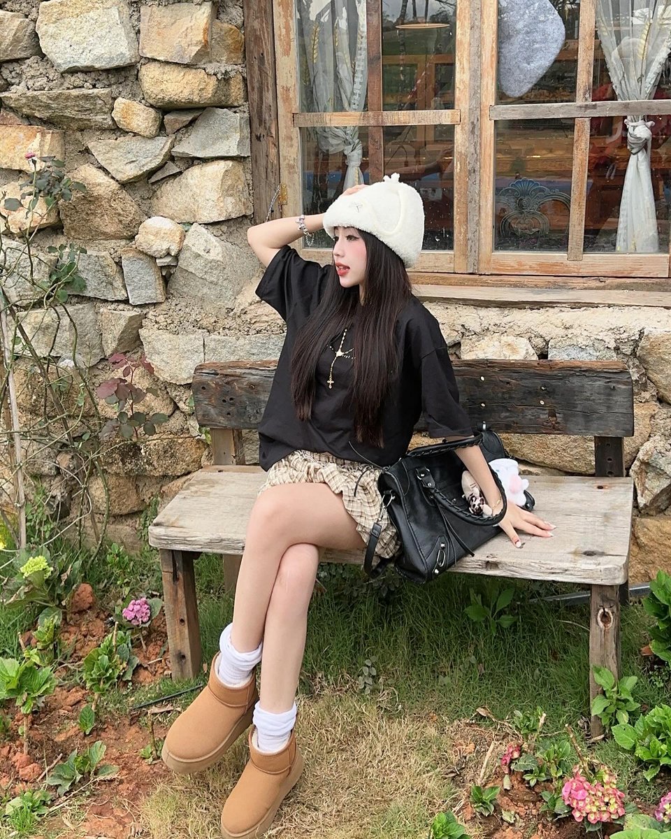 havvakca's tweet photo. 週末は家でゆっくり派ですか、それとも外に出かける派ですか。本当そう思う。 🌟🍀
MXGPBu https://t.co/G33cZjN4QK