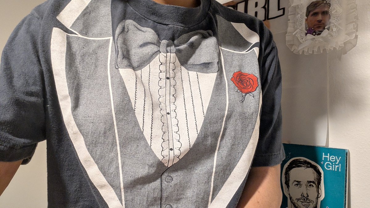 copyearthjoy's tweet photo. gotta wear my best suit for the resurrection of dead man's bones... https://t.co/pdYAzpYo2u