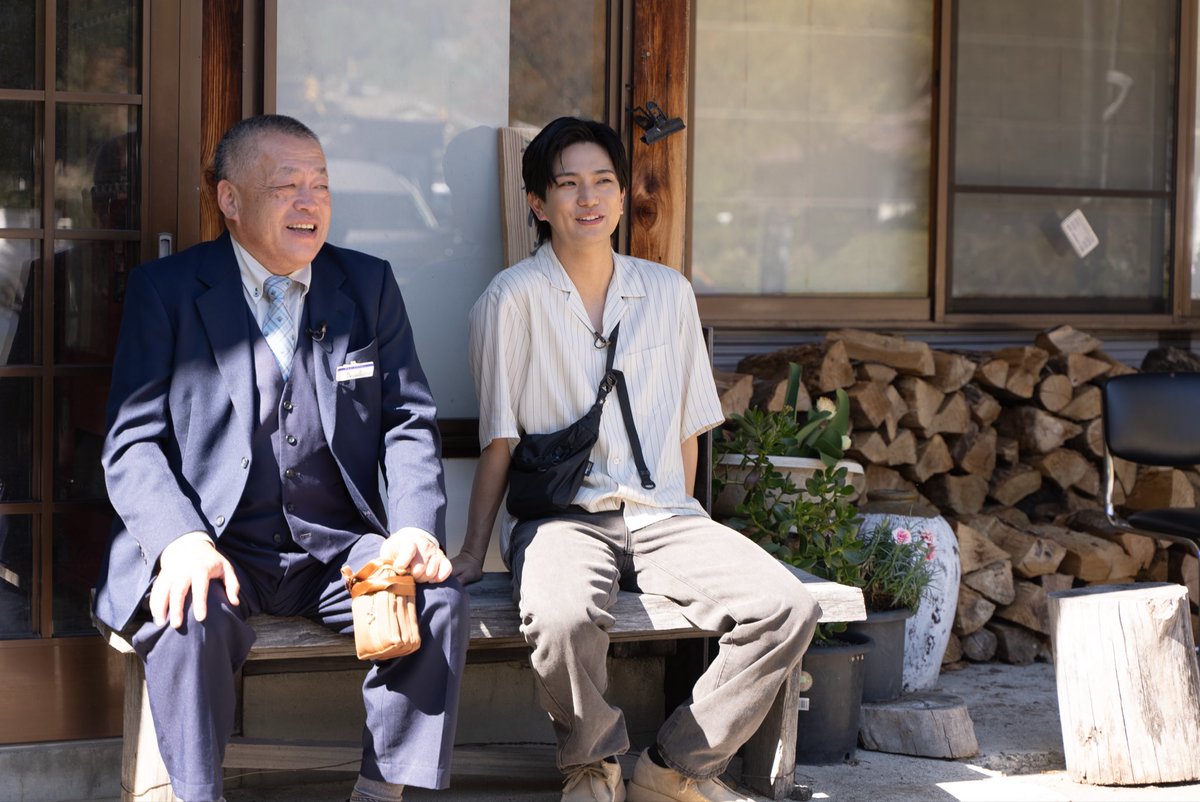 tx_taxiumaimise's tweet photo. 今週木曜日の #タクうま 📺は...

〜🍁上高地＆絶景紅葉村で
　　　　美味しいもの探しSP🍁〜

長野県・上高地の終点駅で
タクうま🚕をしたのは…

#Aぇǃgroup #正門良規 さん

タクシーを求めて、歩き過ぎ!?
その先に待っていたタクうまグルメとは https://t.co/BDY5NmtxPP