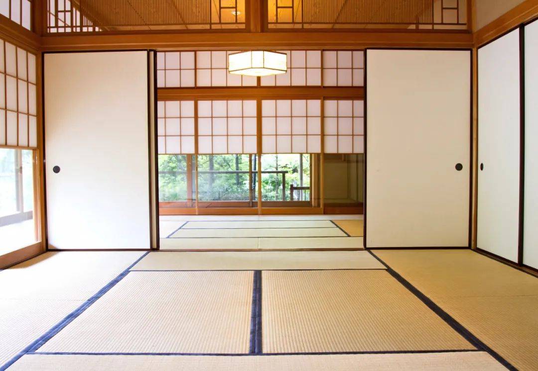 rfjlrs's tweet photo. [春の風が吹くと、浅い簾を通して木漏れ日が倏に部屋に筛い込む]， https://t.co/CMPXBRNkuY